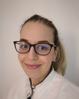 Docteur benmouhoub Ophtalmologue à Carpentras et à Sorgues